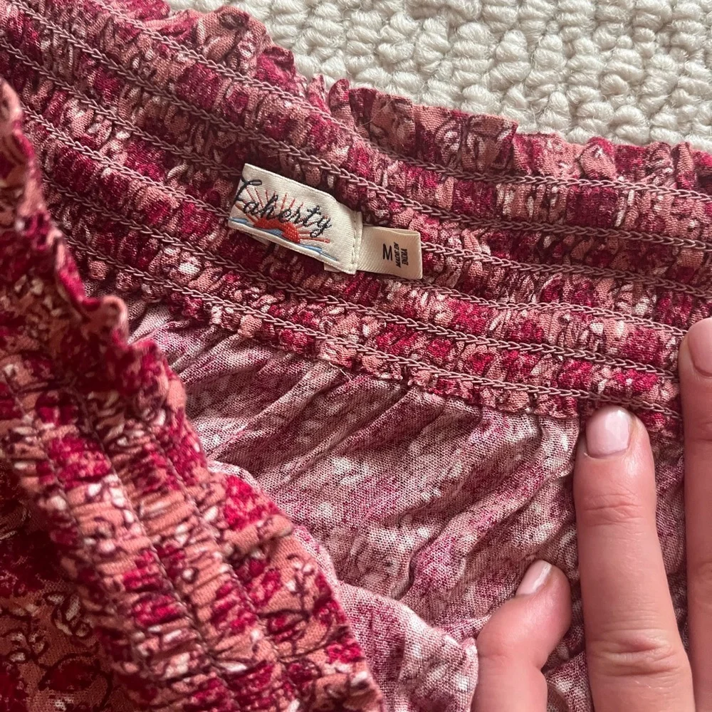 Faherty Emery smocked floral skirt size medium red